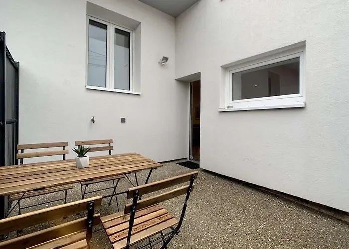 Appartement Moderne Avec Parking Gratuit