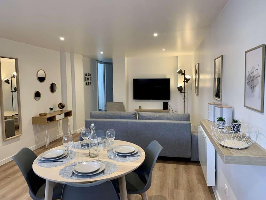 Moderne Avec Parking Gratuit Apartment Dinsheim